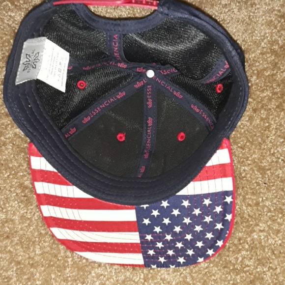 Hat - Picture 4 of 4